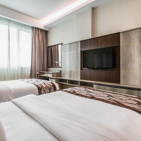 Ano Hotel Miri Exterior photo