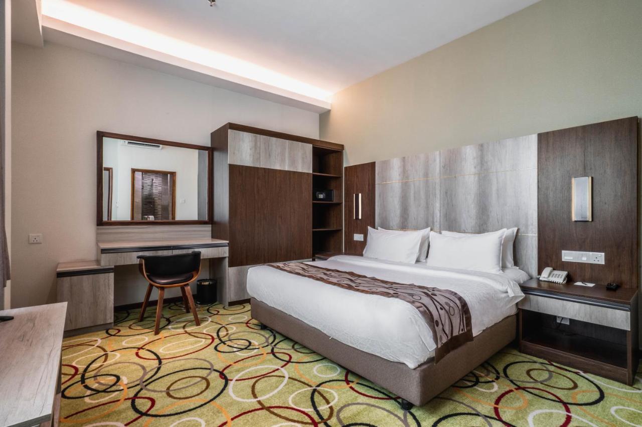Ano Hotel Miri Exterior photo