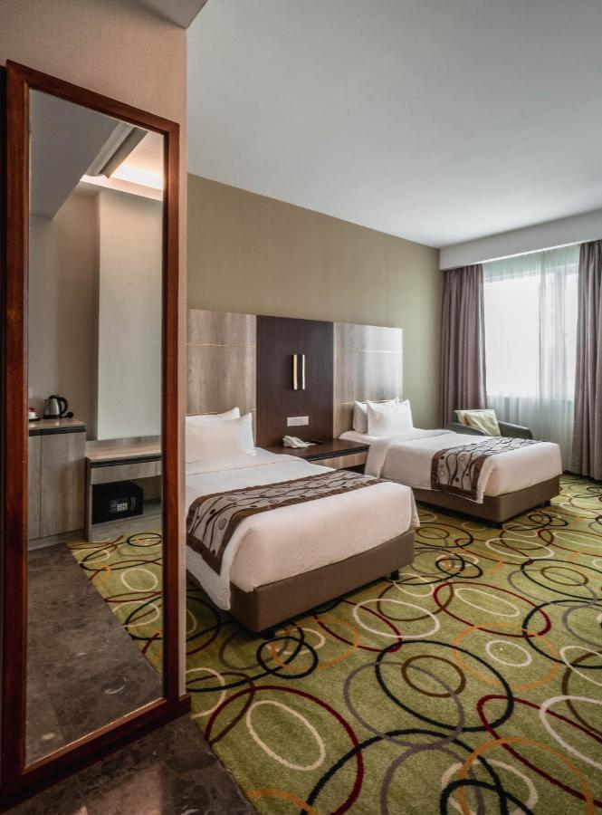 Ano Hotel Miri Exterior photo